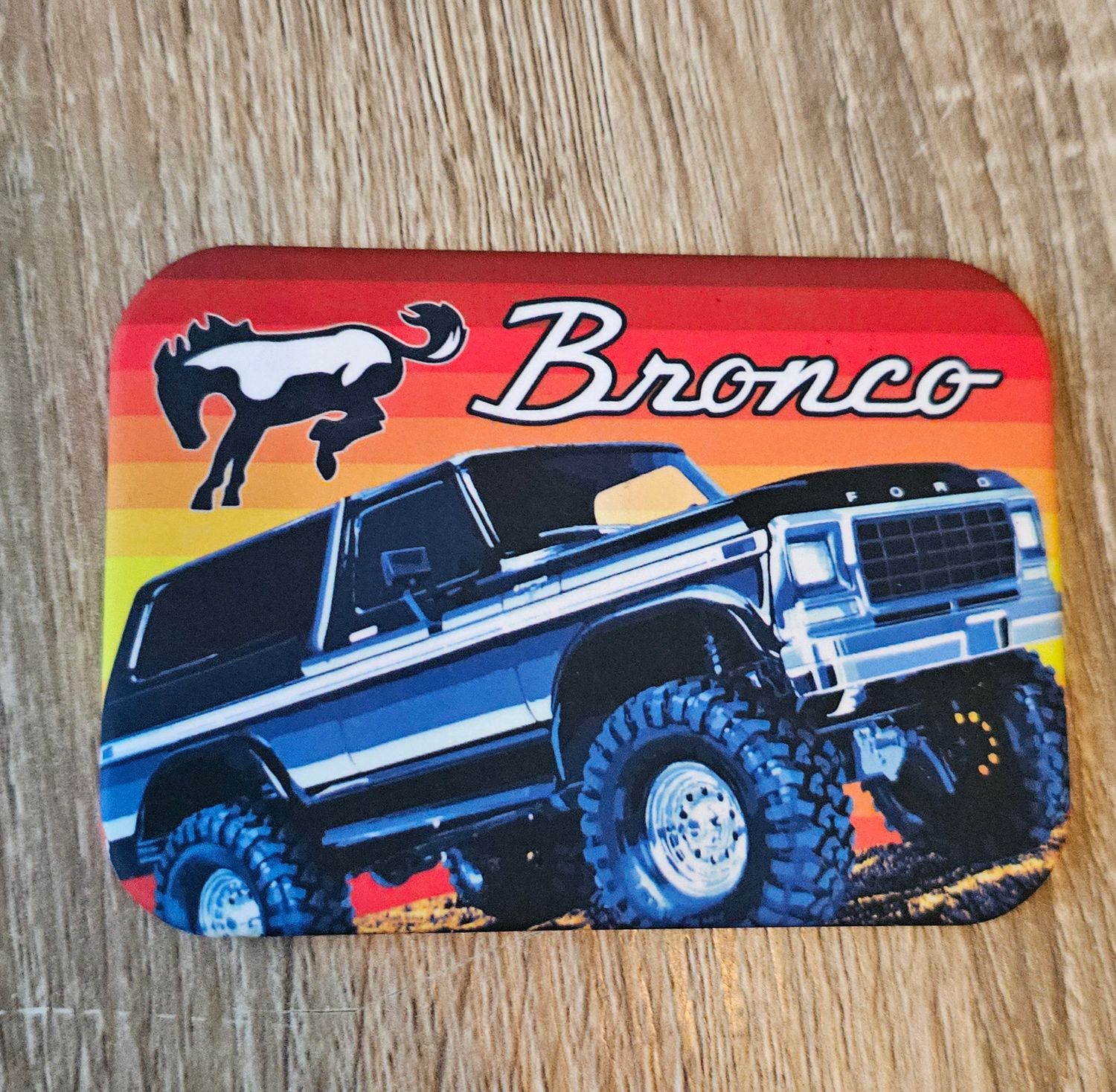 MAGNET BRONCO