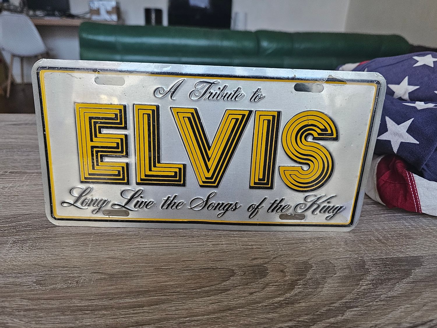 PLAQUE ELVIS POUR ANNE