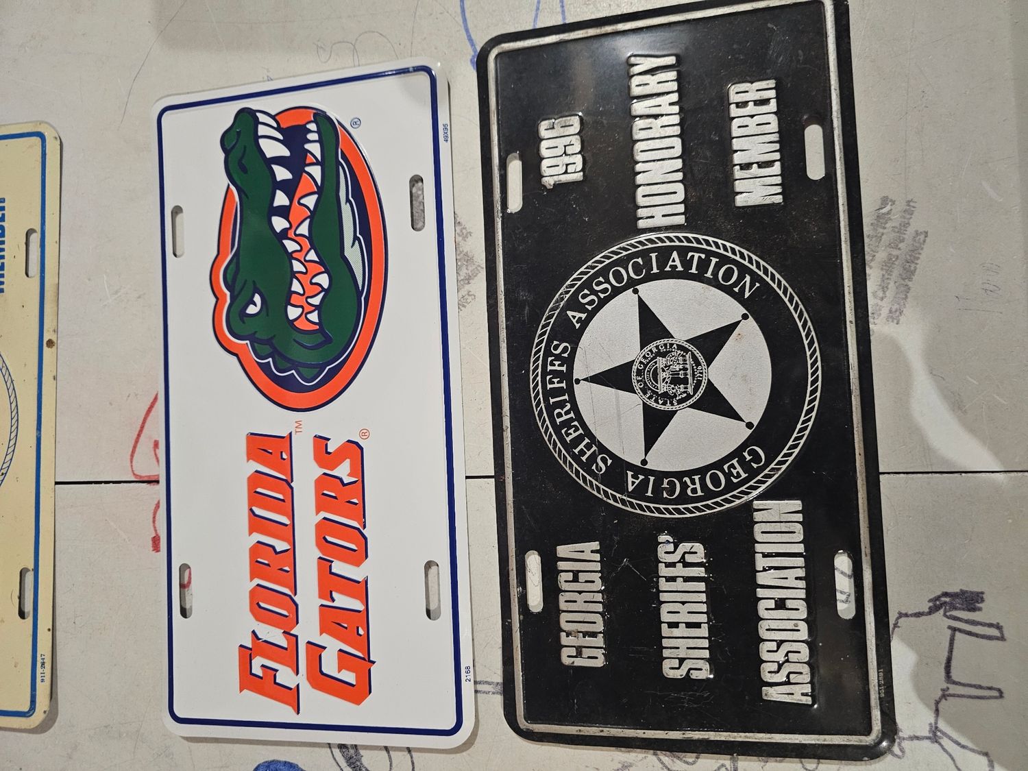 POUR ADRIEN LOT DE 2 PLAQUES