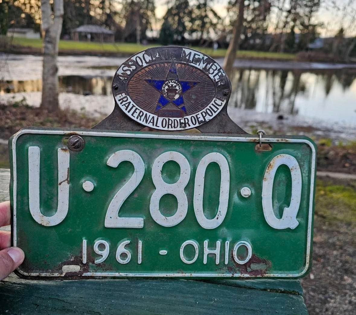 POUR NICO ( PLAQUE POLICE)