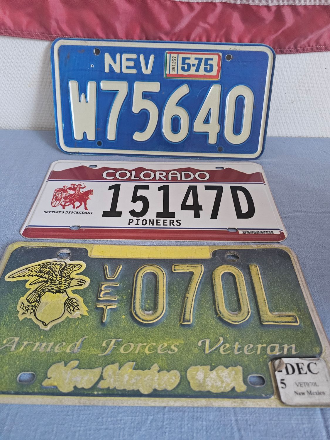 POUR CHARLOTTE 3 PLAQUES 