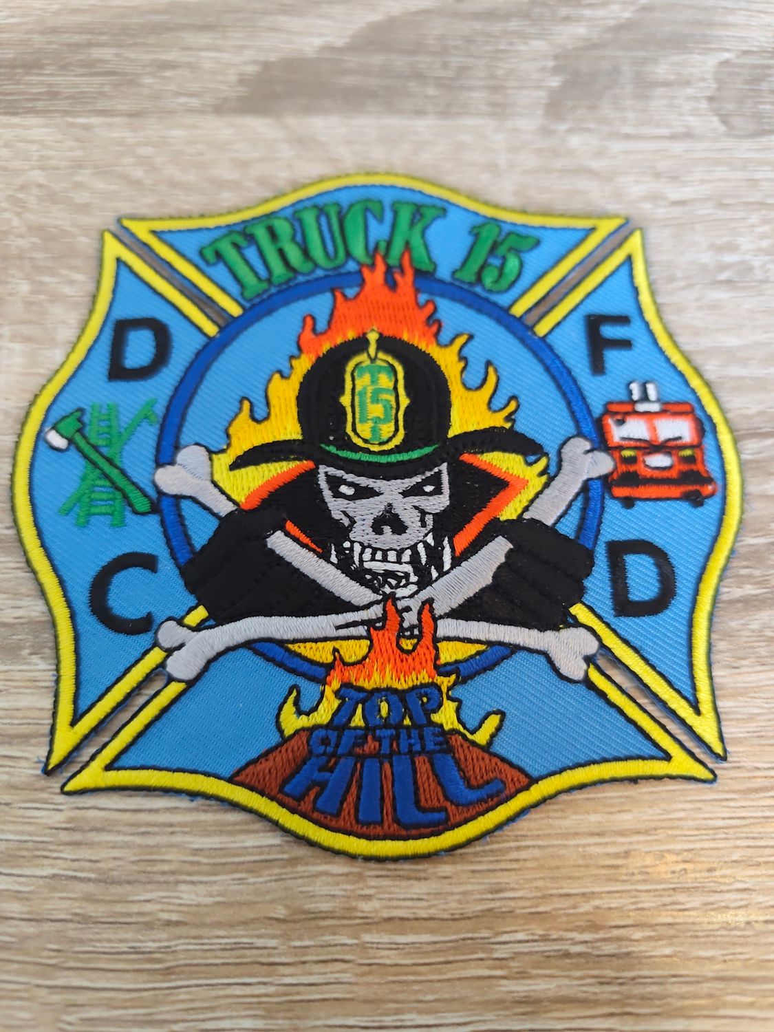 ÉCUSSON TRUCK 15 FIRE
