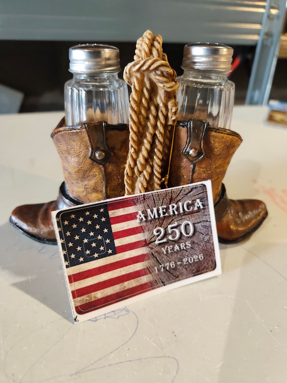 LOT SANTIAGS &amp; STICKERS ( DELPHINE)