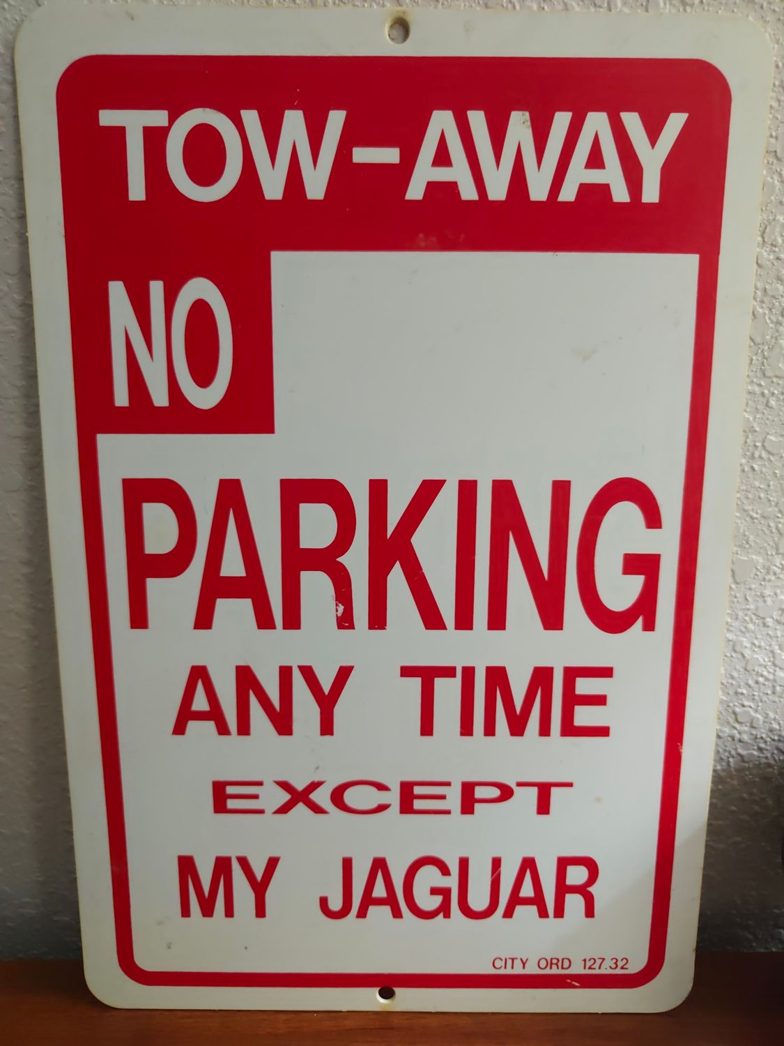 POUR PASCAL PLAQUE NO PARKING