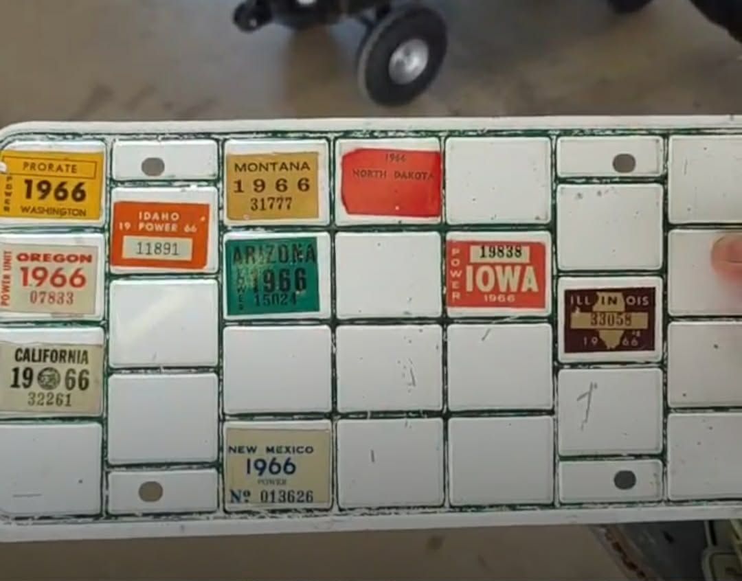 PLAQUE US POUR AURÉLIE