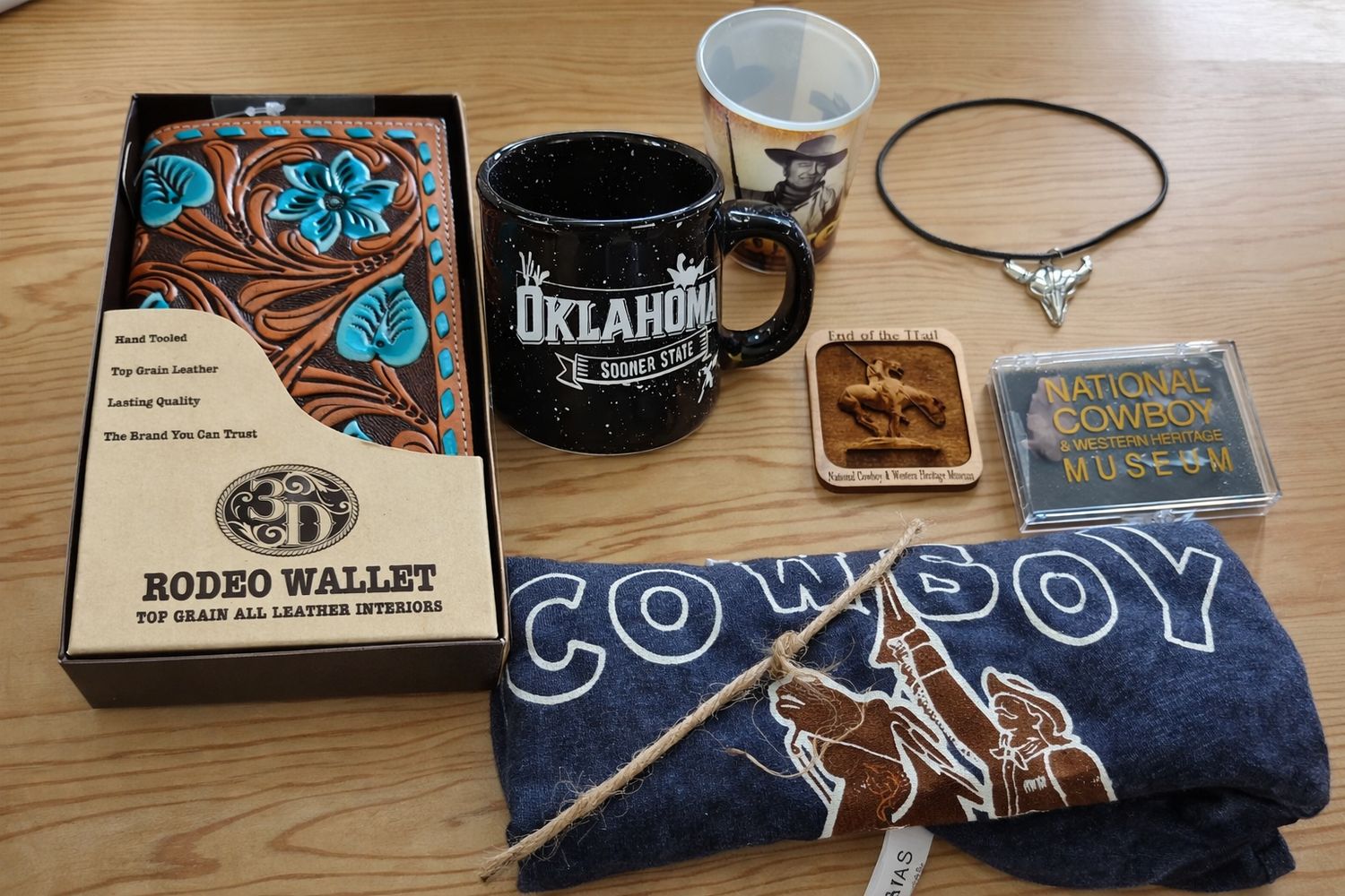 POUR CHARLOTTE ( LOT OBJETS US)