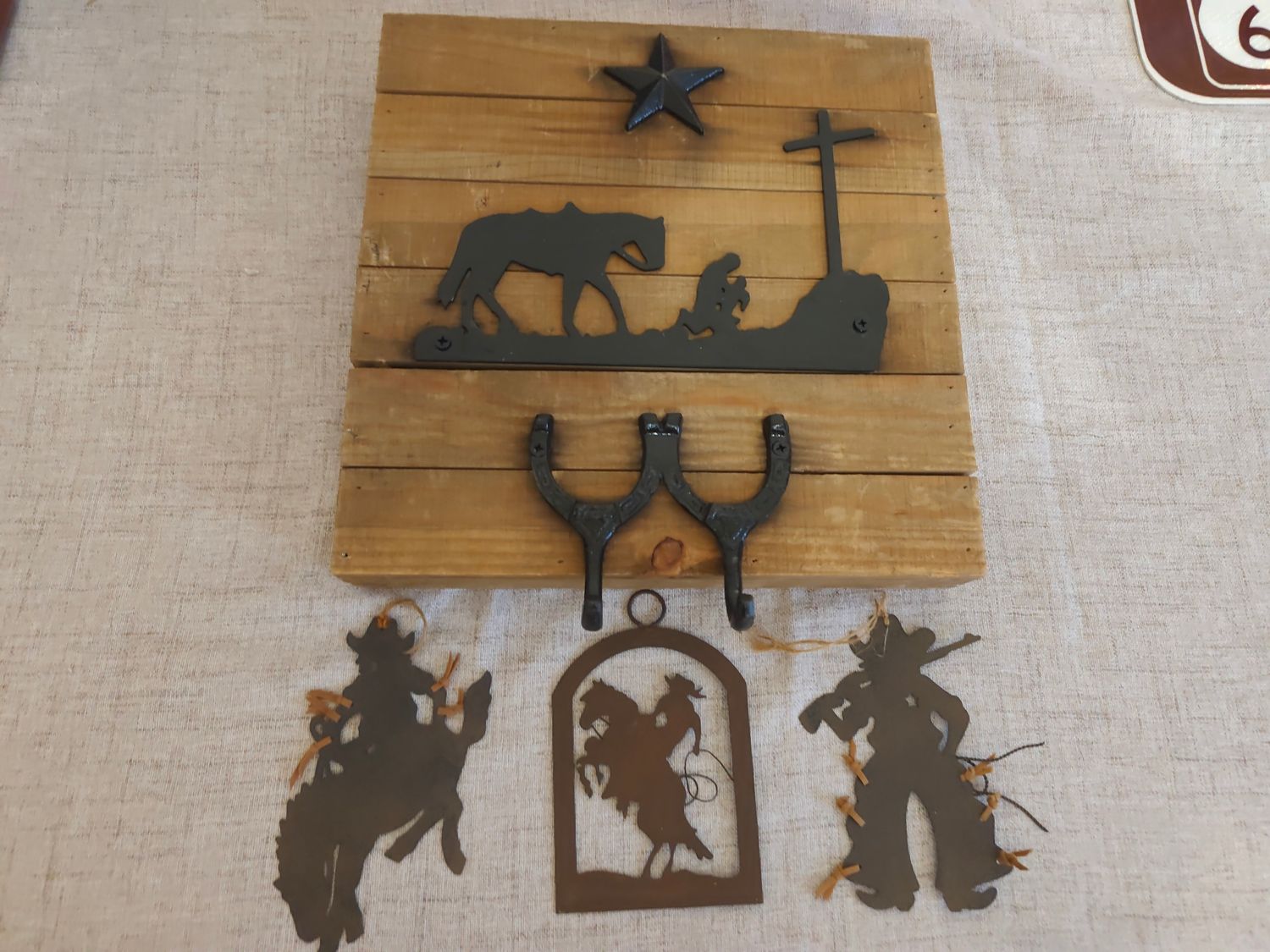 POUR NADINE OBJET WESTERN