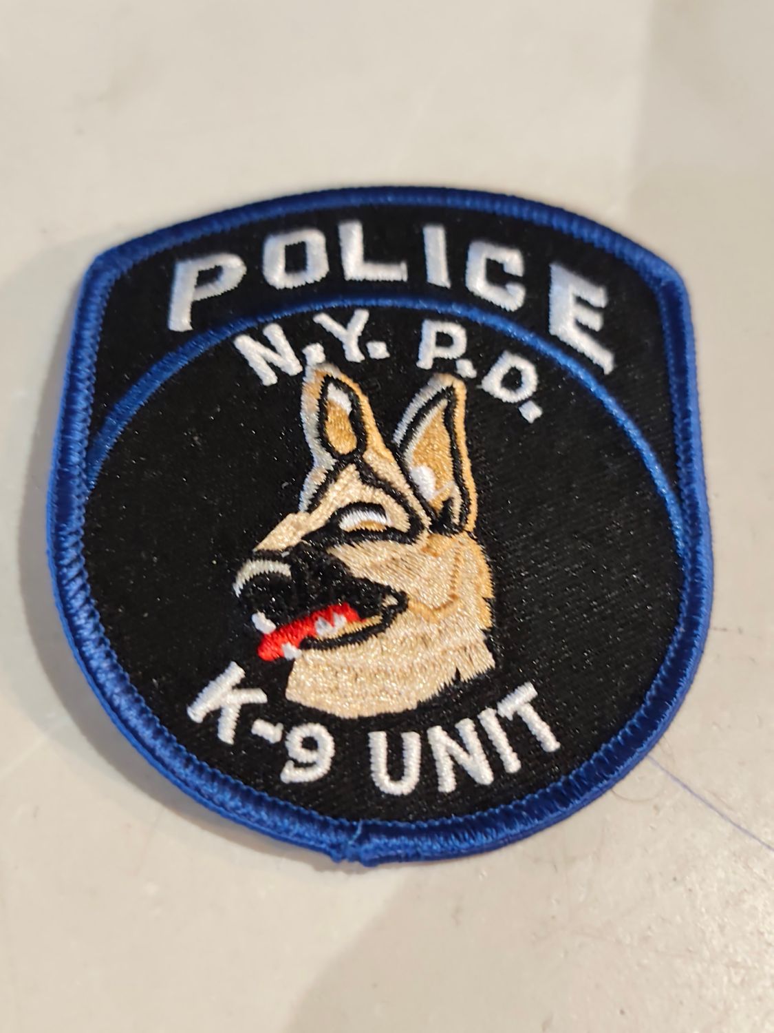 POLICE MAGNET POUR AGNES
