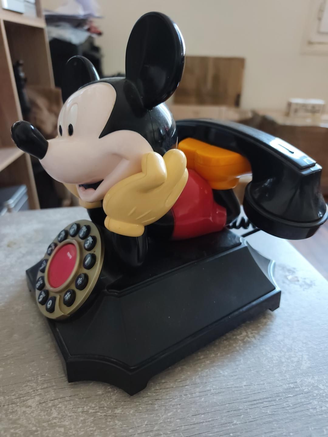 TÉLÉPHONE MICKEY POUR CATHY