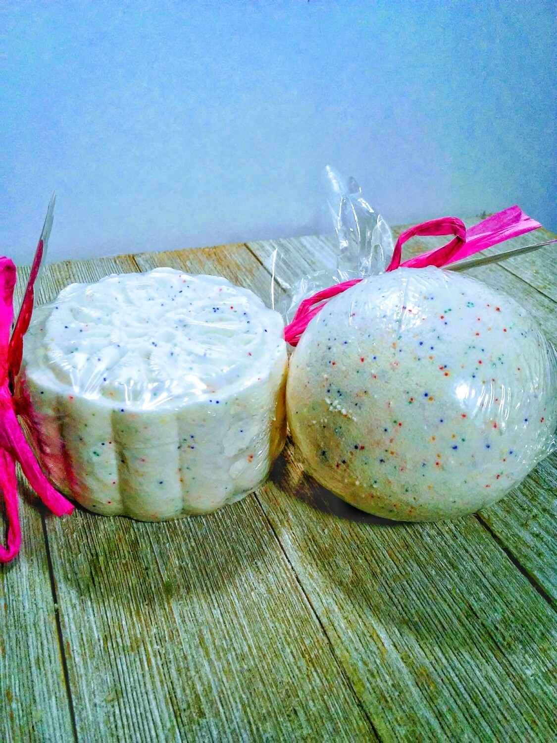 Loops of Froots Bath Bomb