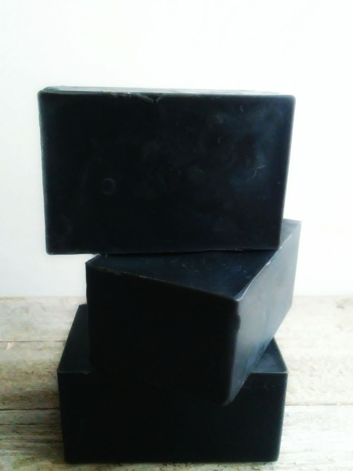 Tea Tree, Turmeric &amp; Charcoal Facial Bar