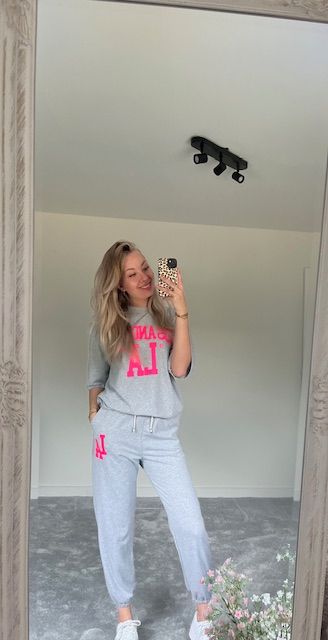 LA set