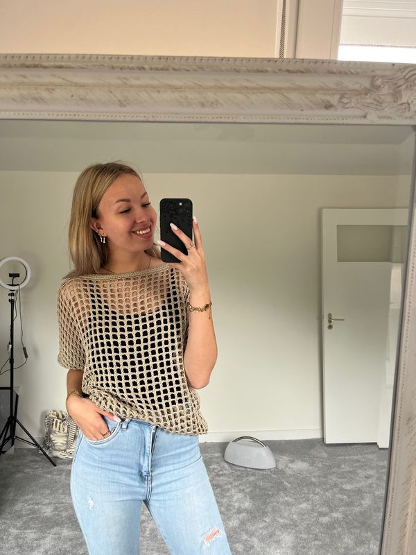 Knit top