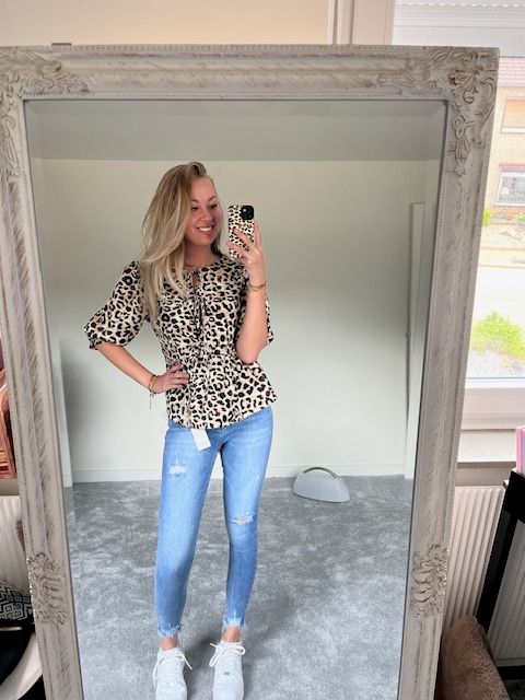 Ripped jeans