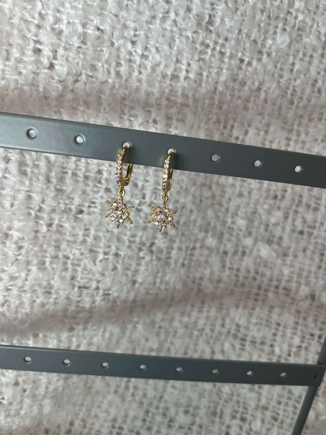 Shiny star earrings