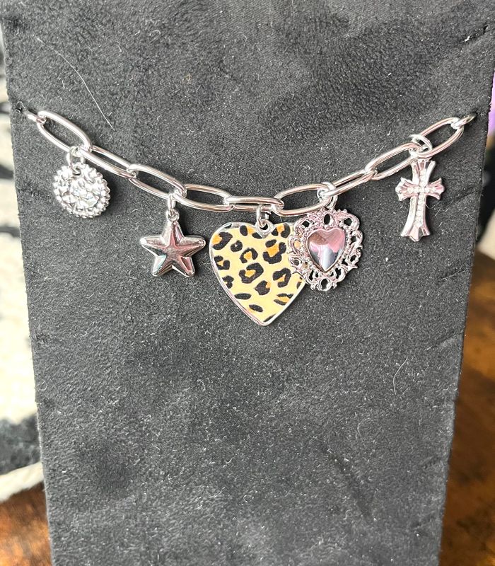 Lia necklace