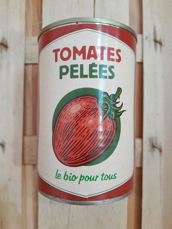 Tomates pelées en boite