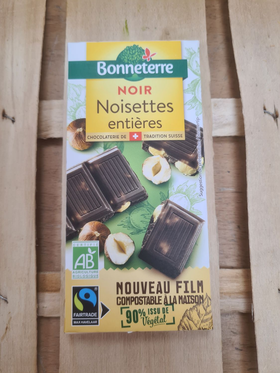 Chocolat Noir Noisettes entières