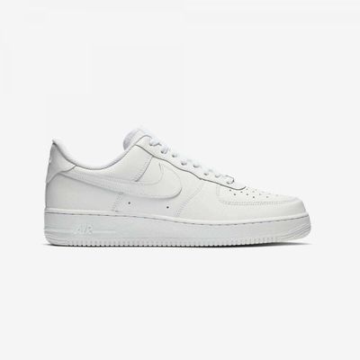 Nike Air Force - White