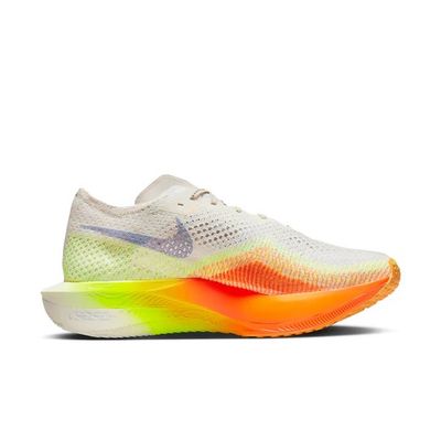 Nike ZoomX VaporFly Next% 3 &#39;Sail Orange&#39;