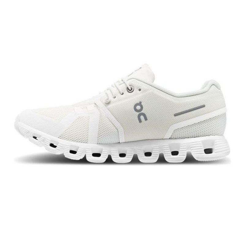 On Running Cloud 5 &#39;Undyed - White&#39;