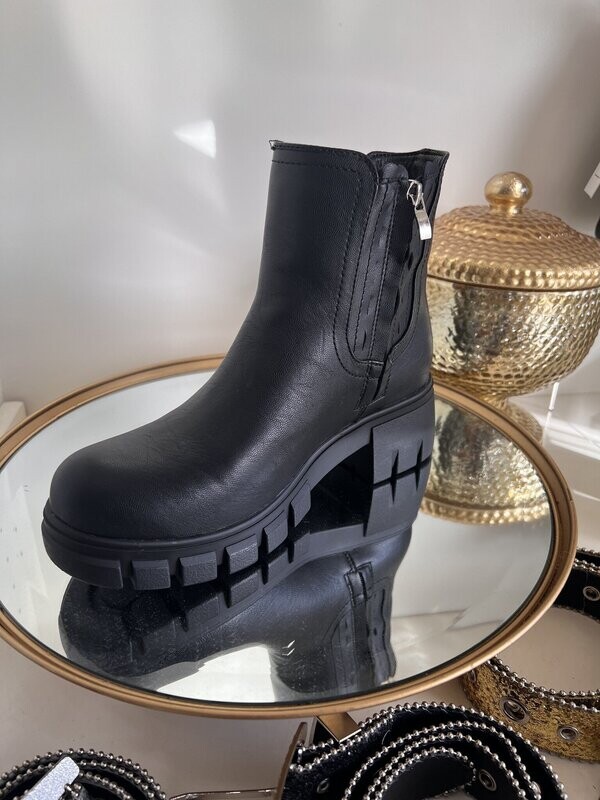 As If Bootie 
