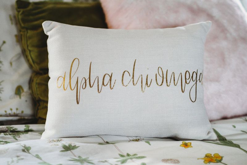 Pillow White Burlap Gold Print