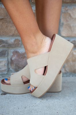 Heels/Wedges