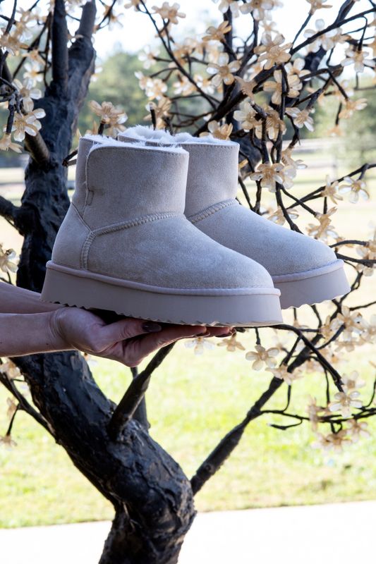 Yukon Platform Boot 