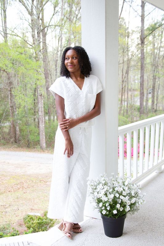 In Movement Textured Fabric Top &amp; Pant Set