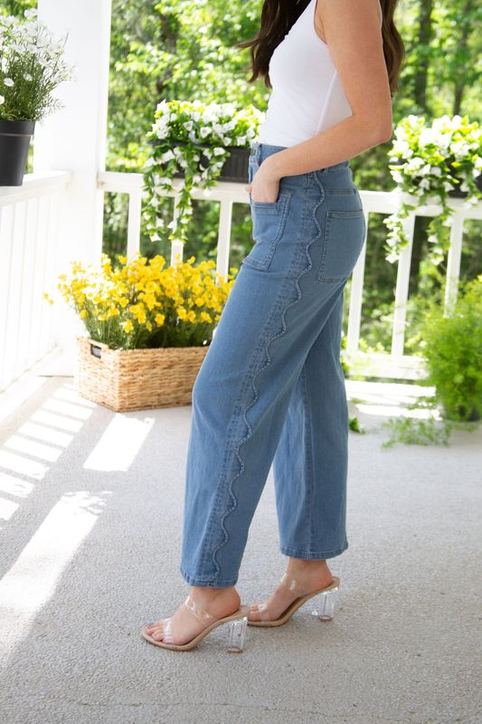 High Waist Culotte Scallop Seam Jean