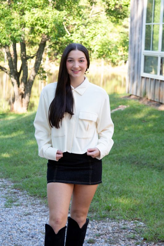 Make the Moment Cropped Utility Patch Pocket Top