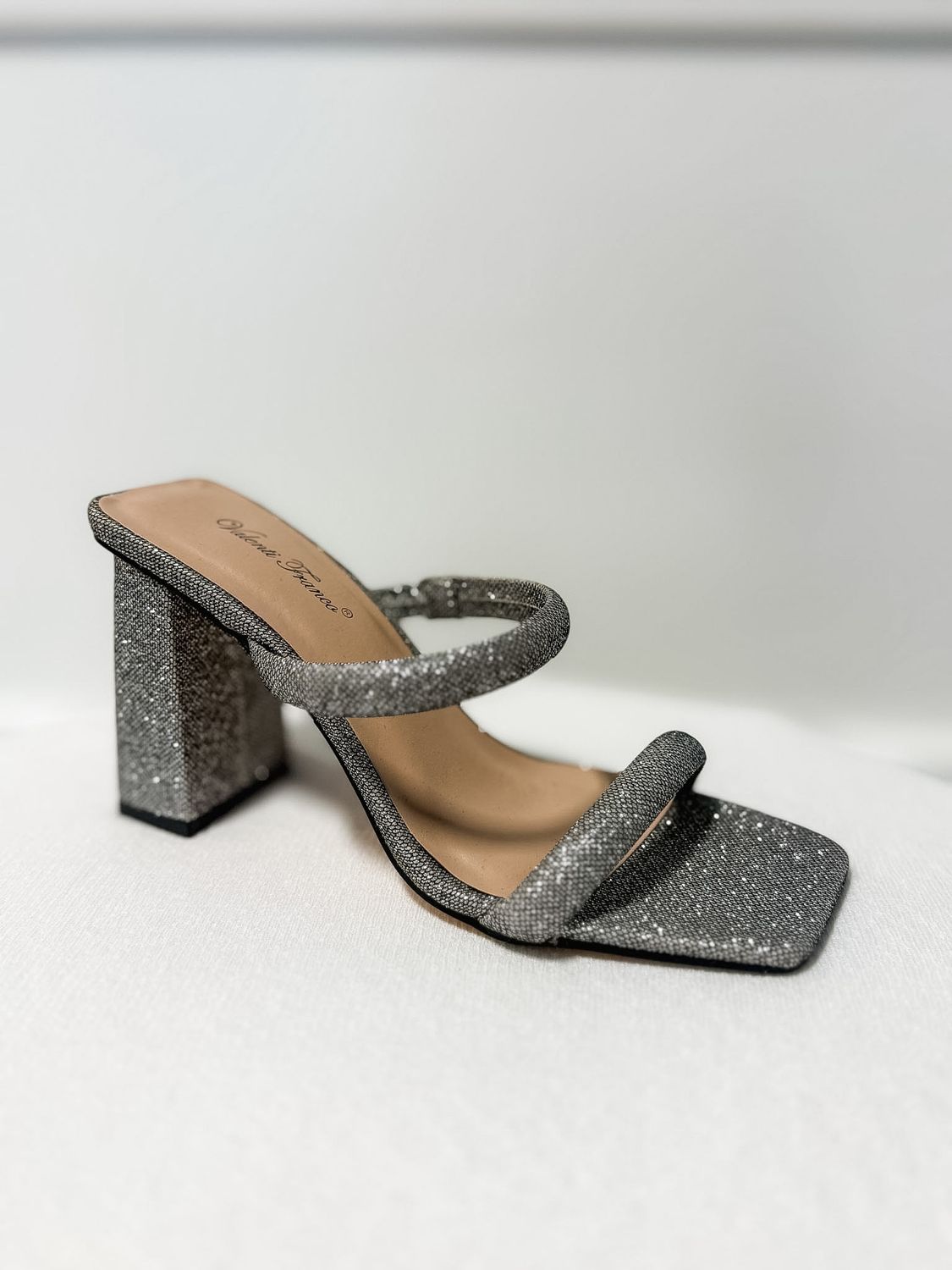 DAZZLE Heel