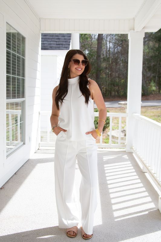 Staying Close Sleeveless Front Seam Pant Set