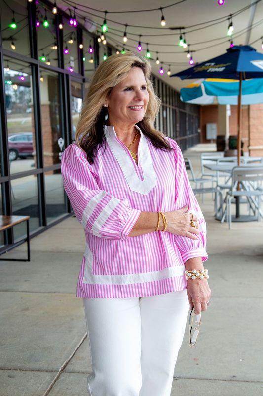 Interesting Point Solid Contrast Detail Stripe Top