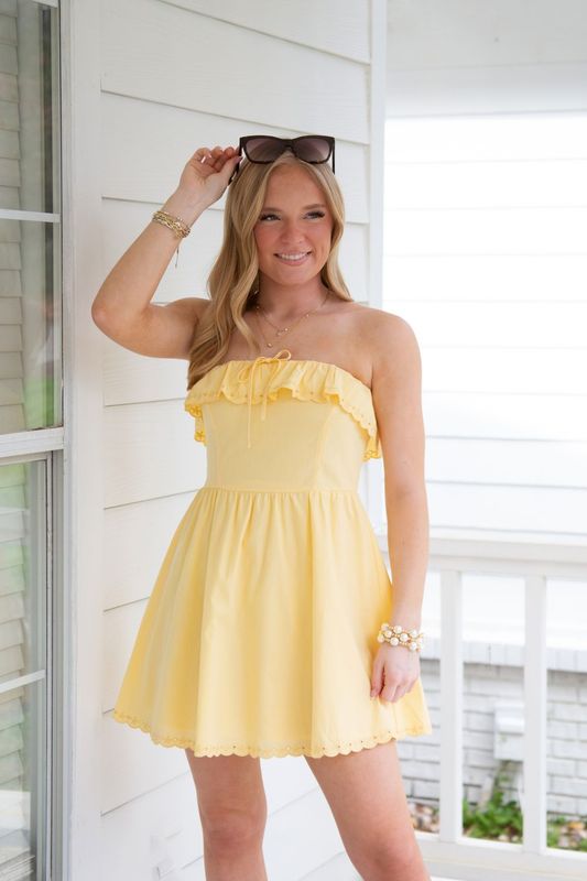 Very Convincing Strapless Eyelet Scallop Detail Mini Dress