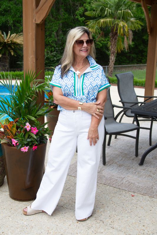 Capture this Moment Contrast Band Shift Top