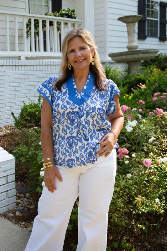 Tried &amp; True V Neck Abstract Print Top