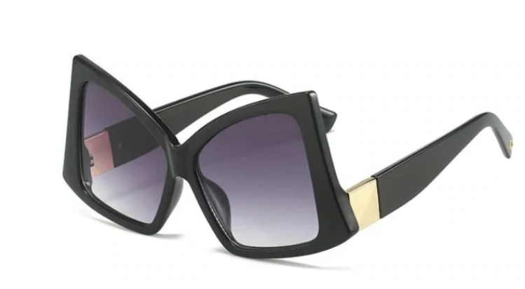 Feline Flare- Black &amp; Gold