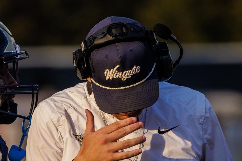 Navy Wingate 3D Embroidered Five Panel Classic Structured Snapback Rope Hat