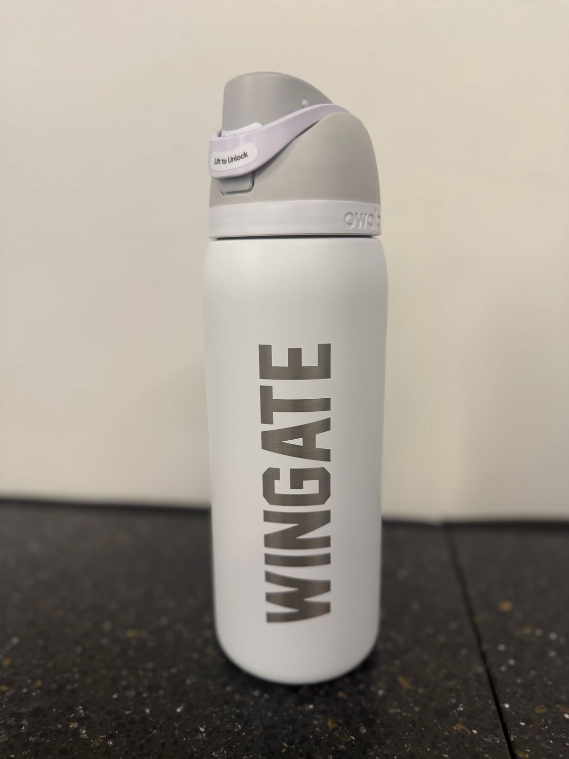 32oz White Wingate Owala Bottle