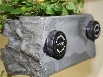 PT PLANTER LEDGE SM GRANITE