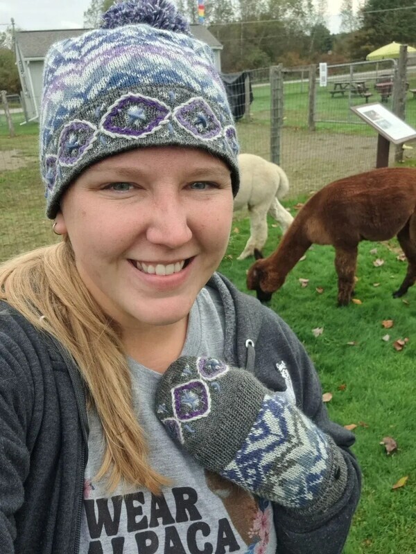 Primrose Alpaca Cap
