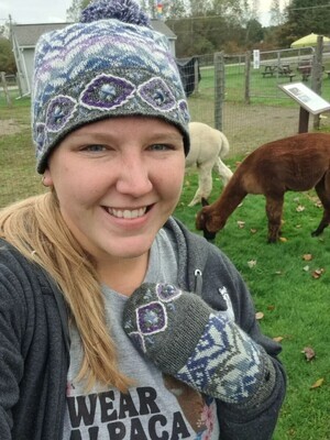 Primrose Alpaca Cap