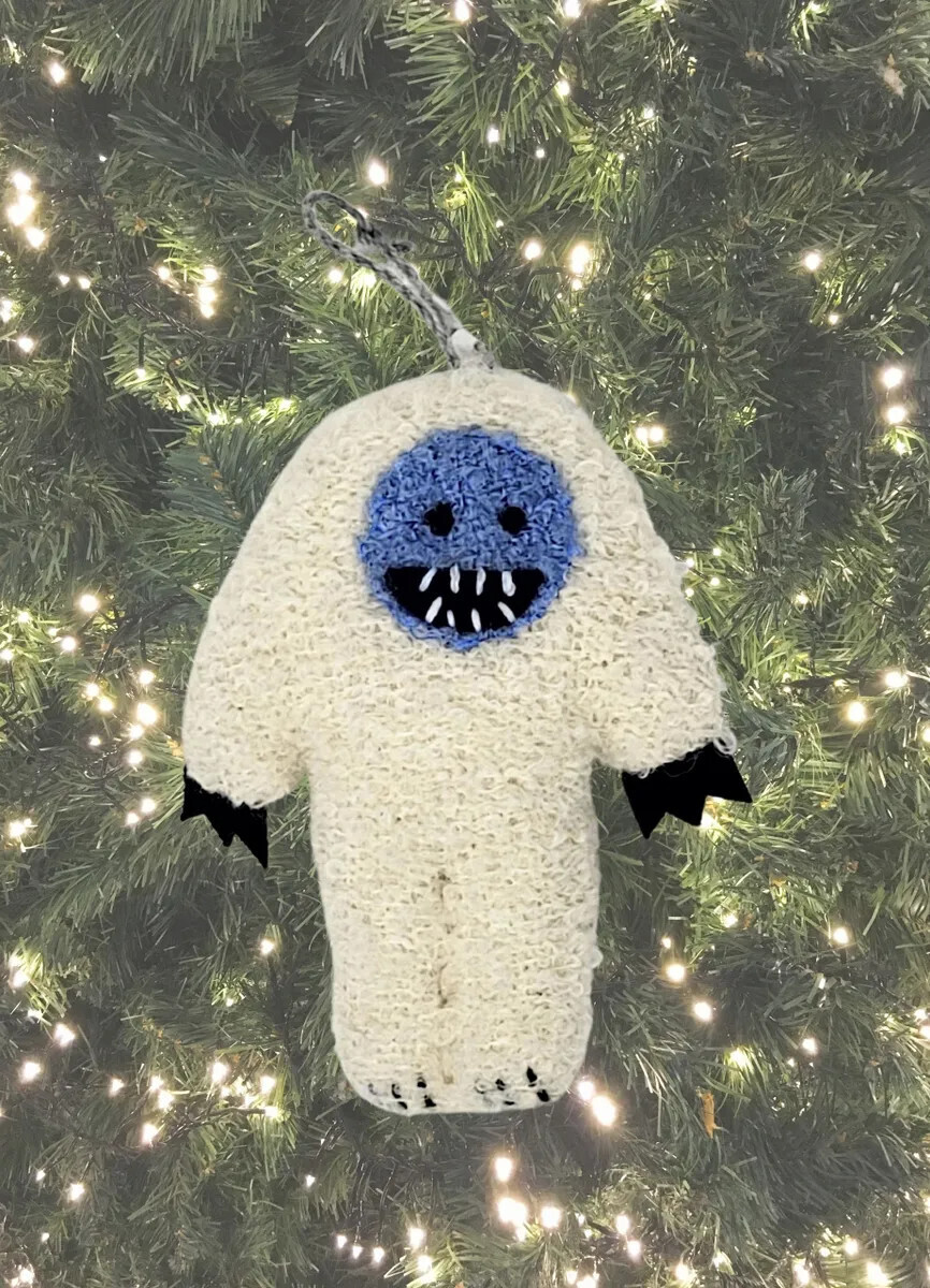 Yeti Ornament RM