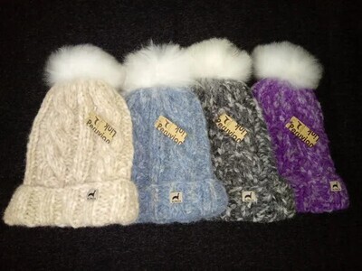 Marshmallow Trenza Alpaca Hat