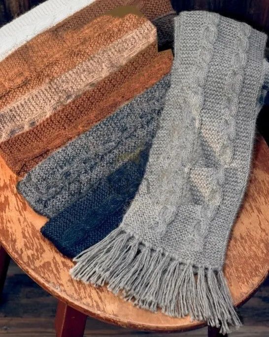 Trenza Cable Scarf