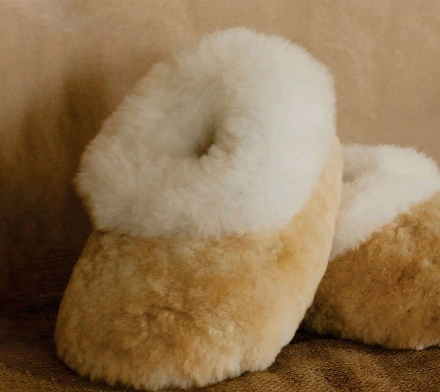 Handmade Alpaca Fur Slippers, Size: Women&#39;s 6.5, Color: Beige &amp; White