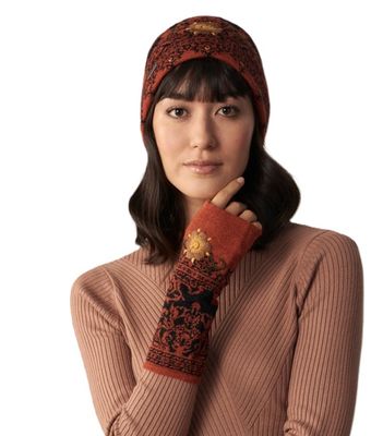 Isabela Wrist Warmers