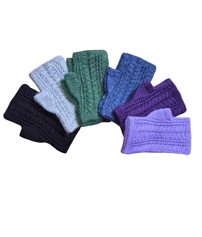 Cable Fingerless Gloves